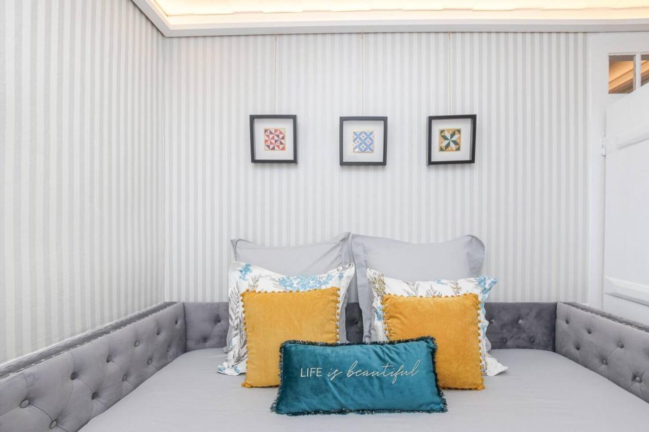 Golden Cage Chiado - Charm Historic And Cozy Apartamento Lisboa Exterior foto