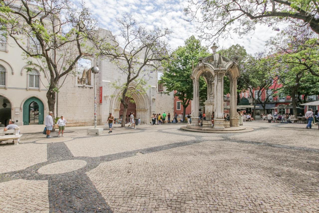Golden Cage Chiado - Charm Historic And Cozy Apartamento Lisboa Exterior foto